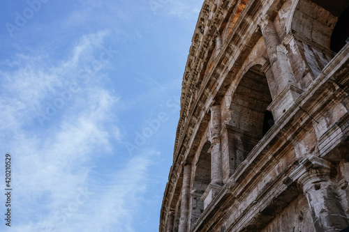 details roman coliseum sky