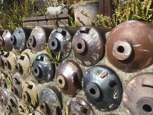 Dokanzaka, a passage surrounded by walls surrounded by bottles of shochu and clay pipes in Tokoname City photo