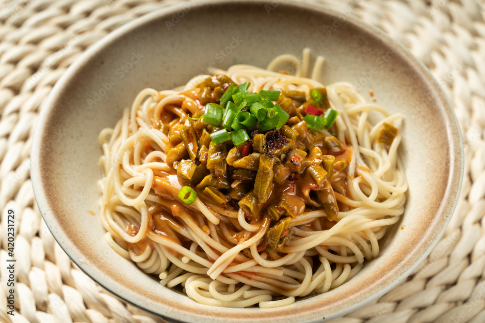 A delicious bowl of Wuhan hot and dry noodles A delicious bowl of Wuhan hot and dry noodles