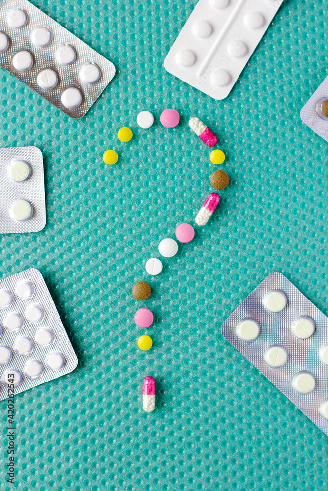 Medicines are scattered on the table
