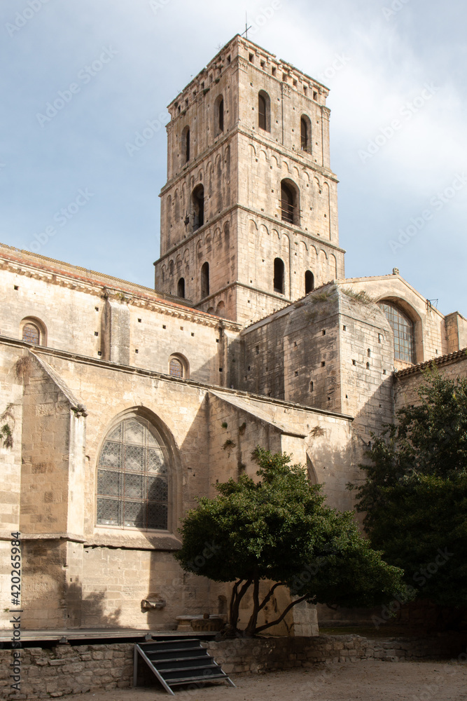 Monastère Saint-Jean à Arles