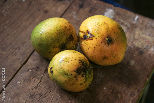 Yellow Fresh mangoes