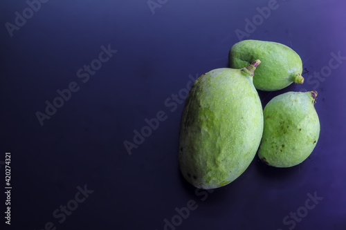 green mangoes