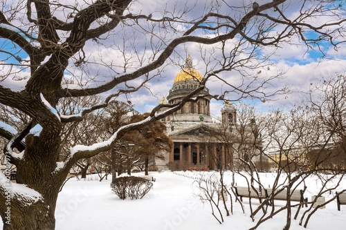 St. Isaac's Cathedral in Sa...