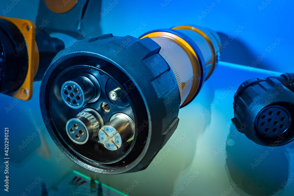 Multicoaxial cable. Connector for connecting to industrial equipment