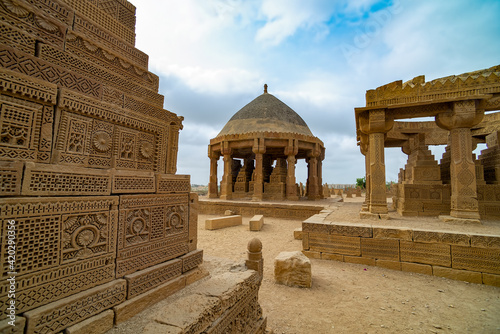 Chaukhandi tombs photo