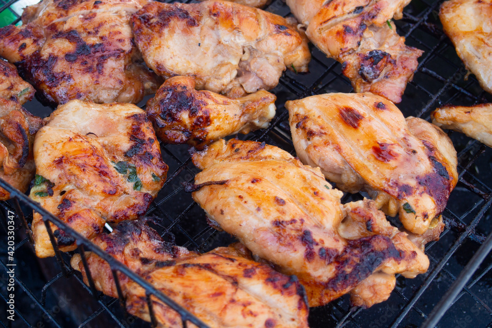 Chicken grilled, grilled and charcoal Chicken grilled, grilled and charcoal