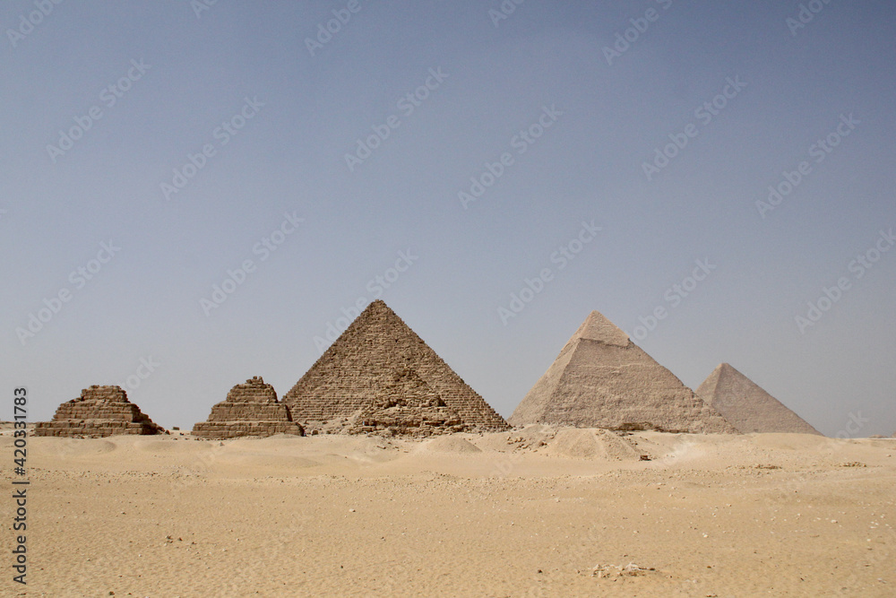 pyramids of giza