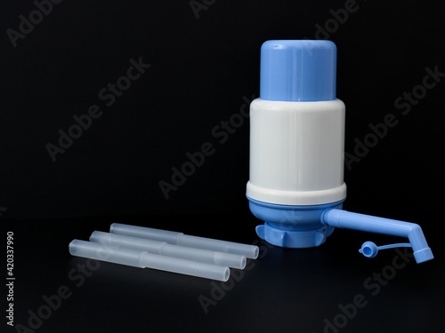 Fotografie, Obraz blue color classic manual carboy demijhon water pump and interlocking transparen