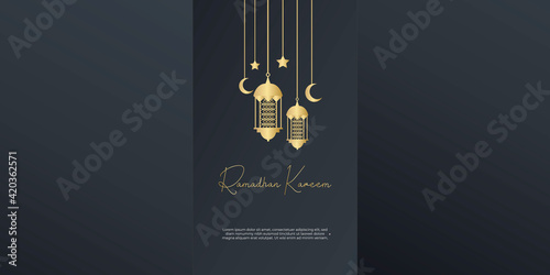 Luxury Gold Ramadan Kareem Background