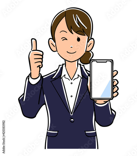 スマートフォンを手に持ちサムズアップする女性
