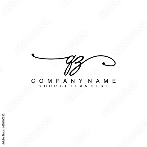 QZ beautiful Initial handwriting logo template