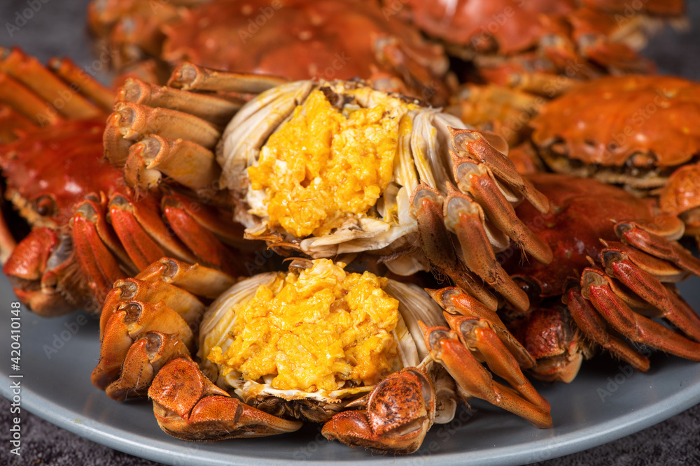 steamed chinese mitten crab, shanghai hairy crab with lots of crab roe steamed chinese mitten crab, shanghai hairy crab with lots of crab roe