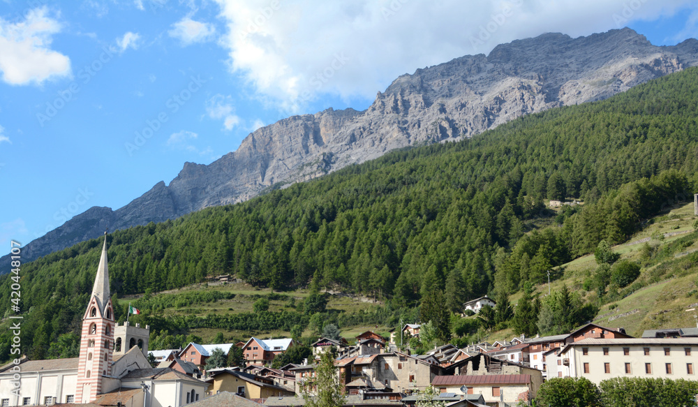 Bormio is a tourist resort in Lombardy, located in upper Valtellina. Located in the Stelvio National Park, it is a renowned summer and winter tourist resort in the Alps