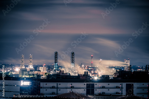 京浜工業地帯から見える東京の夜景
