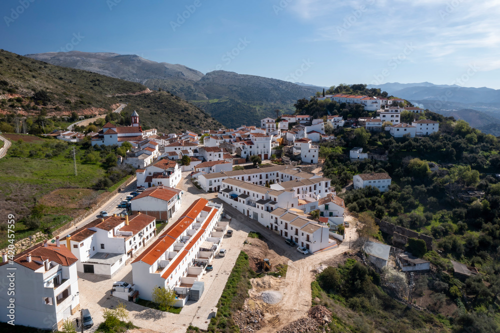 vista del municipio de Atajate en la serranía de Ronda, Málaga	