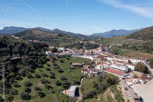vista del municipio de Atajate en la serranía de Ronda, Málaga  © Antonio ciero