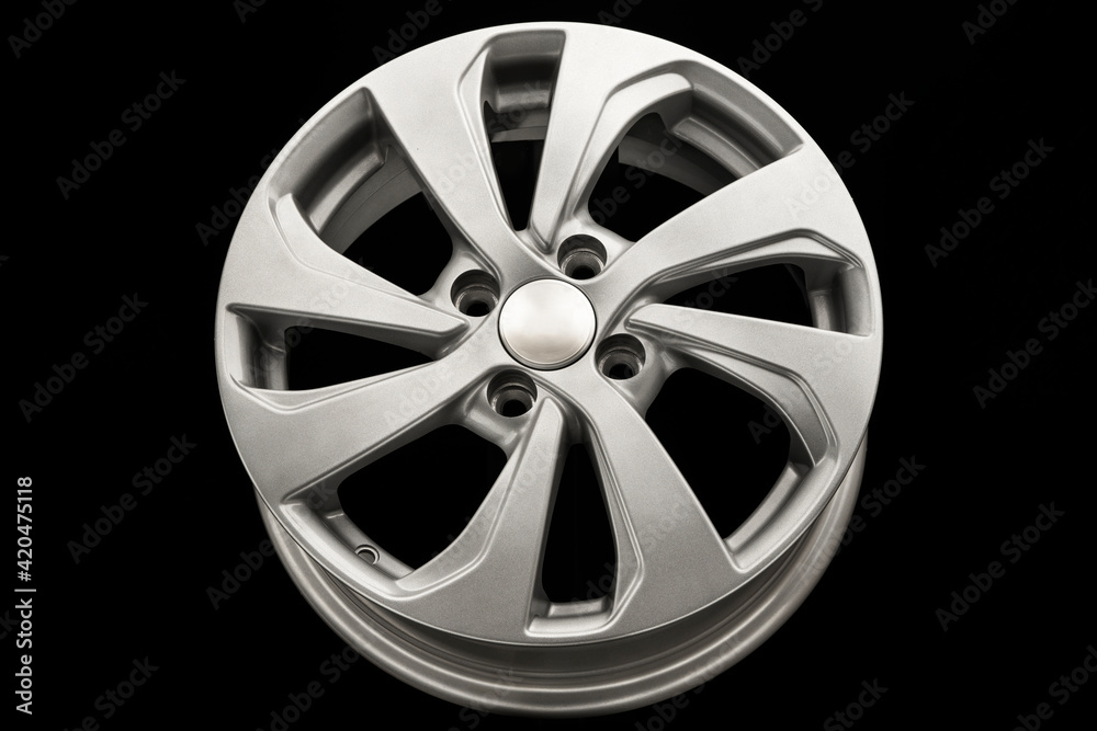 new silver aluminum alloy wheel die cast disc close up