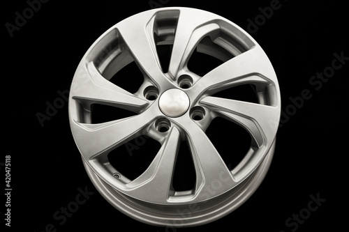 new silver aluminum alloy wheel die cast disc close up