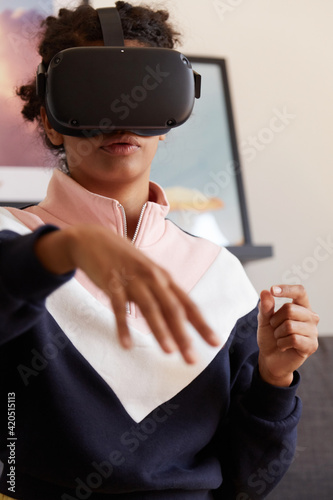 Interactive virtual reality experience