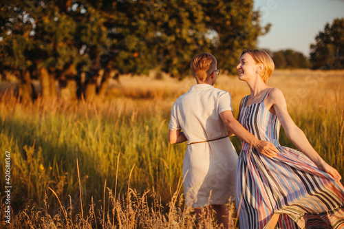 dancing women photo