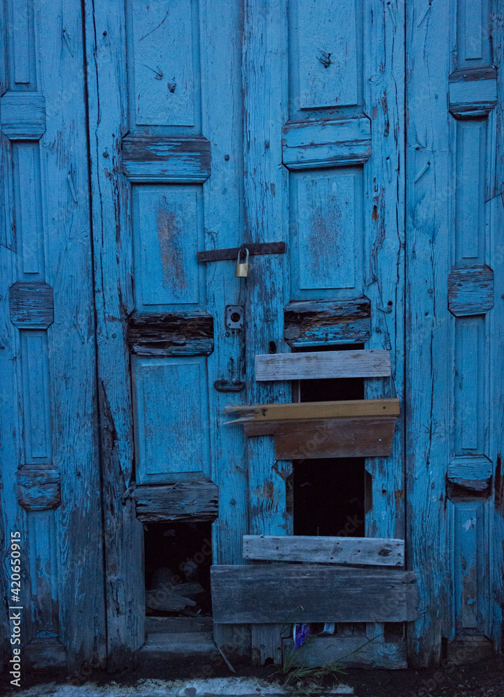 Puerta Madera Azul