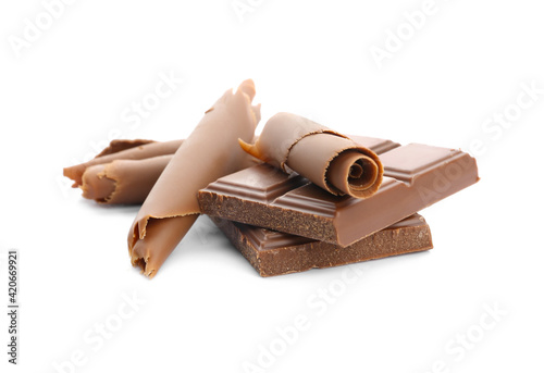 Delicious milk chocolate ba...
