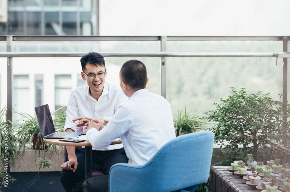 asian business man working