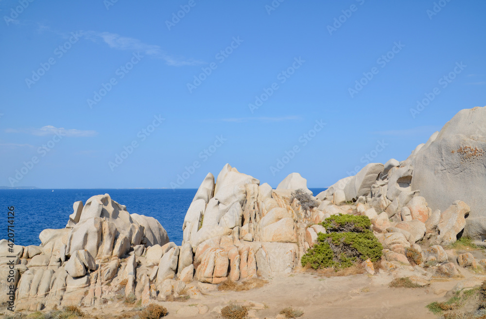 Felsenküste in Sardinien