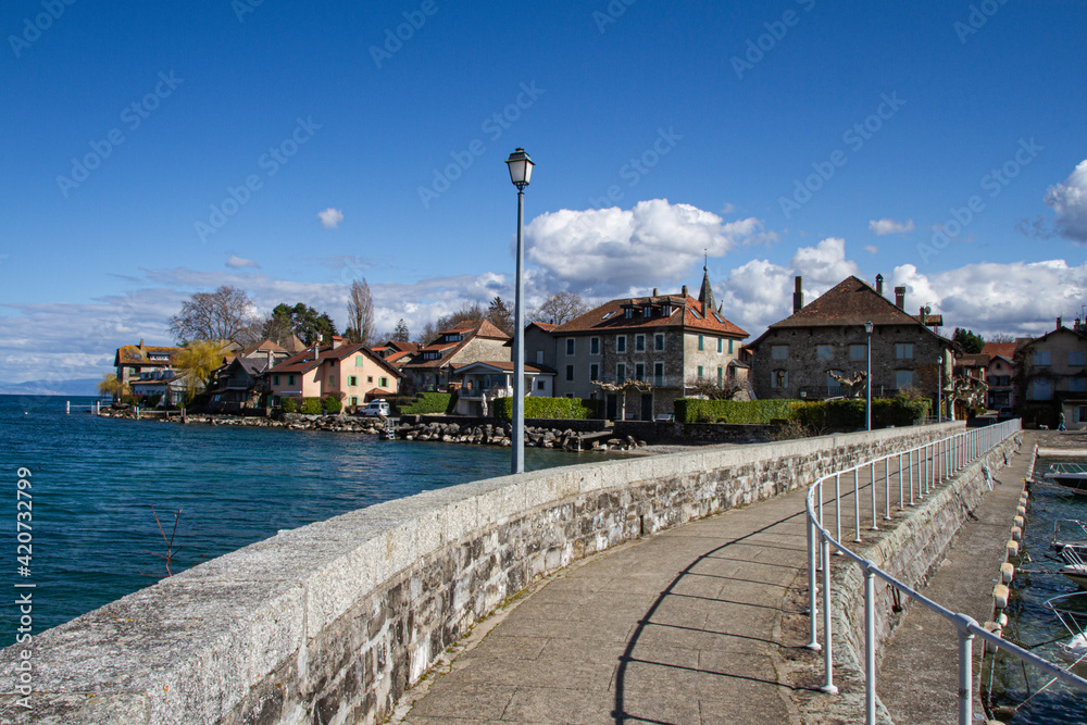 Port de Nernier, sur le Léman, Haute-Savoie, France
