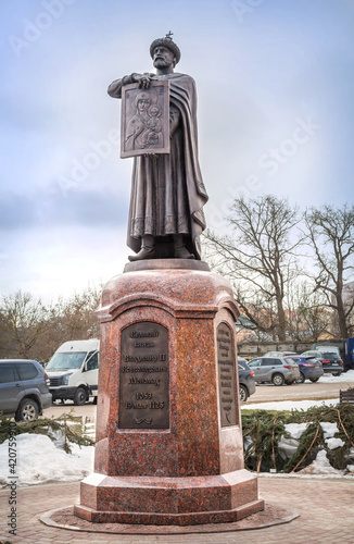 Monument to Vladimir Monomakh near the Assumption Cathedral in Smolensk