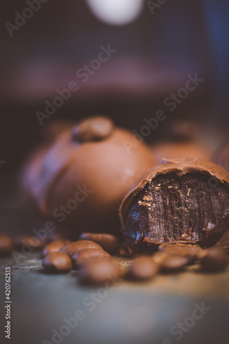 Fototapeta Naklejka Na Ścianę i Meble -  Close up image of chocolate truffles in a restaurant