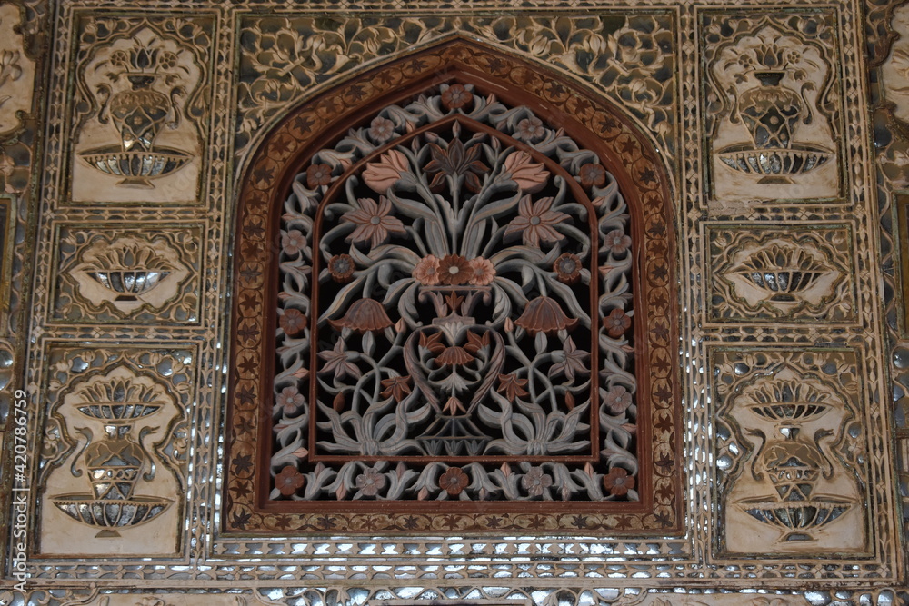 Beautiful a Structures Monuments Gardens with Flowers in Rajasthan