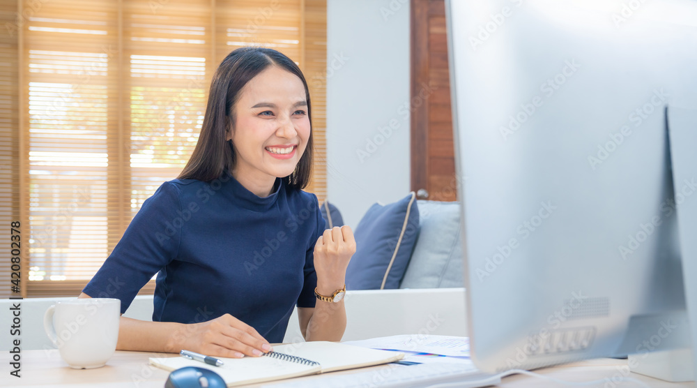 Beautiful asian girl celebrate with laptop computer. Success happy pose. E-commerce. University education. Internet technology. Startup small business concept. Modern office or living room
Beautiful asian girl celebrate with laptop computer. Success happy pose. E-commerce. University education. Internet technology. Startup small business concept. Modern office or living room
