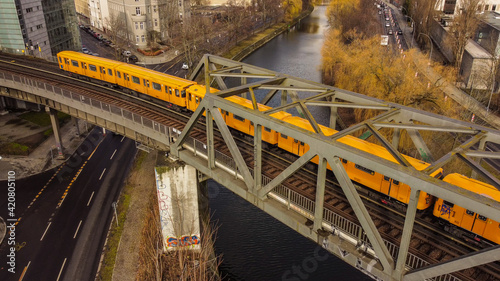 Photography The yellow cars of the Berlin metro - urban photography