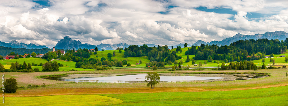 Panorama Landschaft im Allgäu bei Füssen im Frühling Panorama Landschaft im Allgäu bei Füssen im Frühling