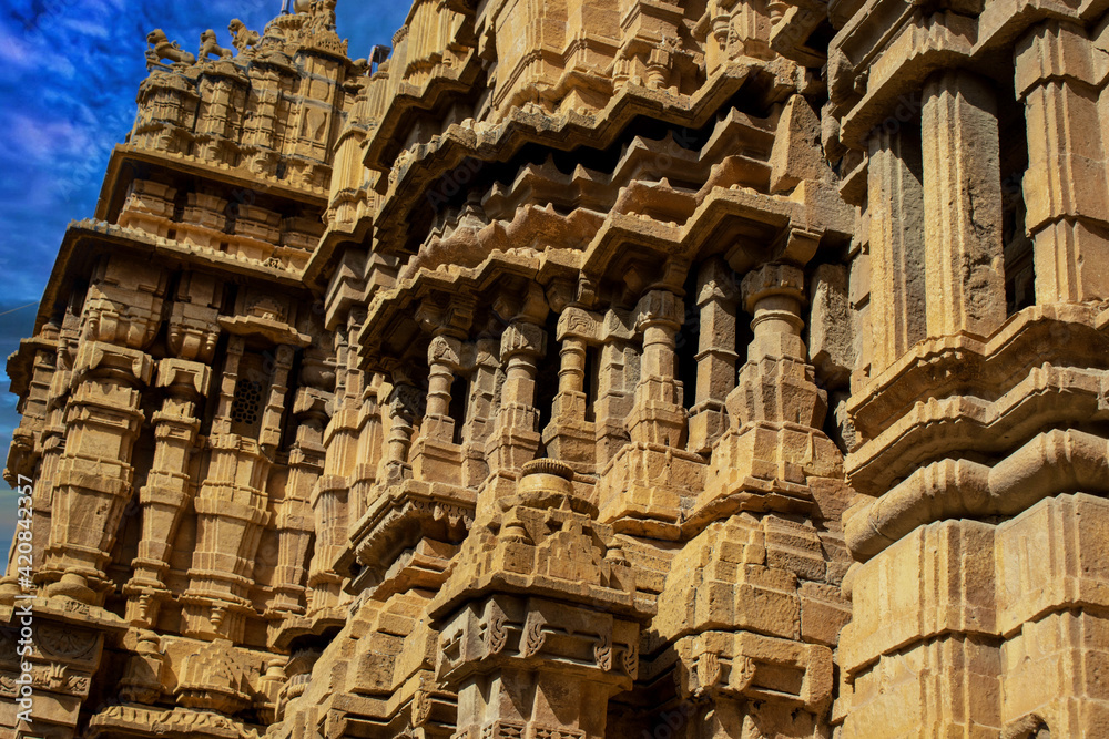 Beautiful a Structures Monuments Gardens with Flowers in Rajasthan Beautiful a Structures Monuments Gardens with Flowers in Rajasthan