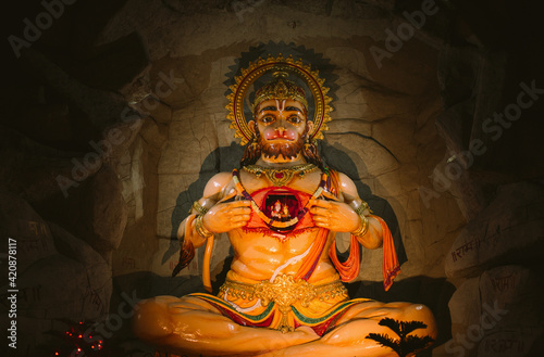Heart of Hanuman, statue in Rishikesh