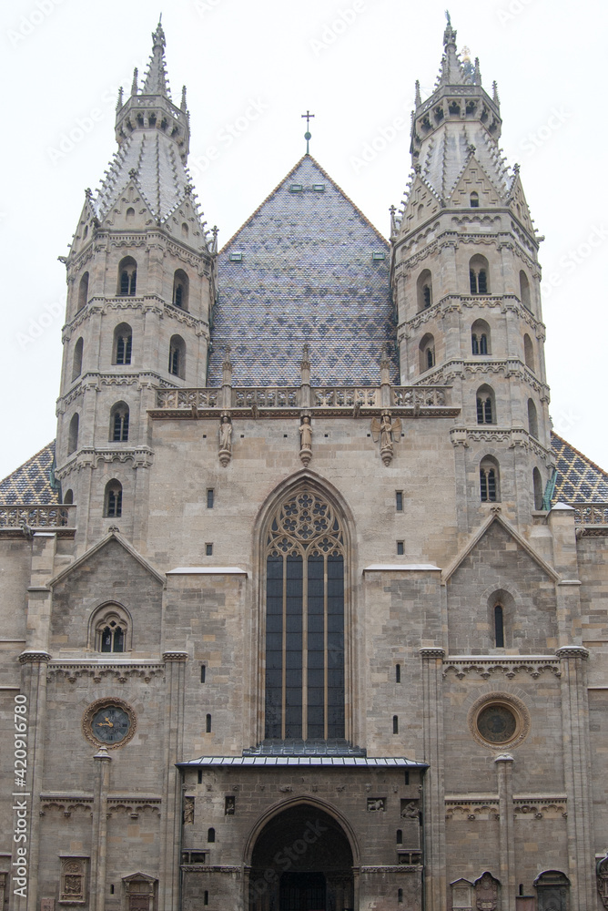 Fototapeta premium Fachada de la Catedral de Viena, Austria