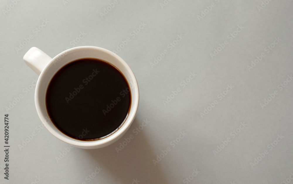 Close-up of coffee seen from directly above.  真上から見たコーヒーのクローズアップ - obrazy, fototapety, plakaty 