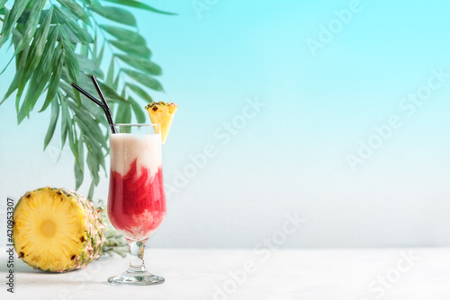 Fotografia Lava Flow Summer Cocktail