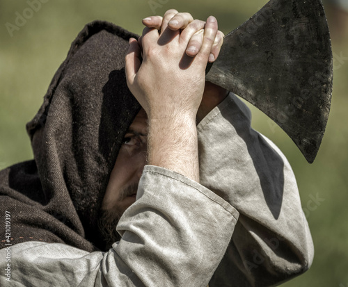 Foto Medieval executioner with axe