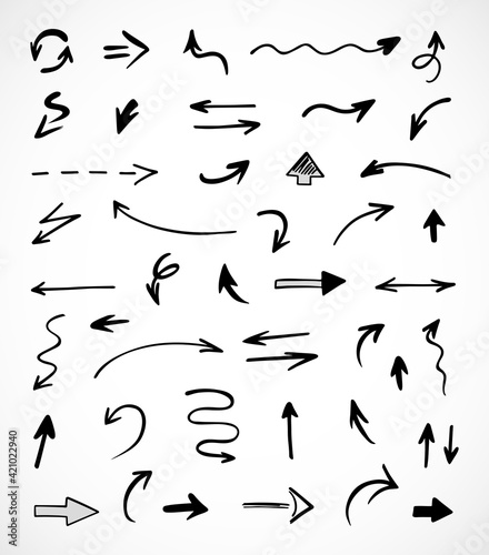 Vector set of hand-drawn arrows  elements for presentation