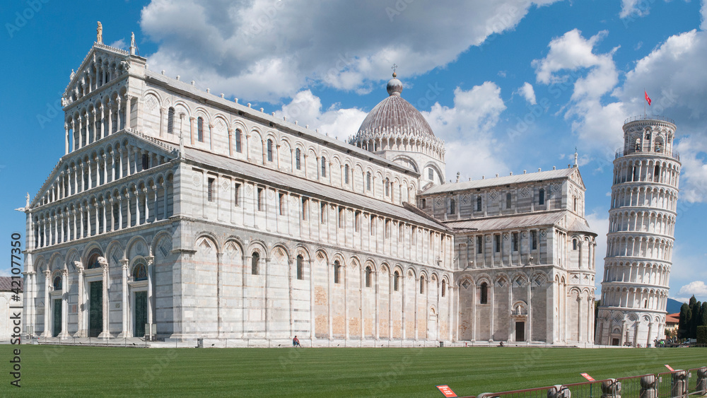 Pisa cathedral and the world famous leaning tower
