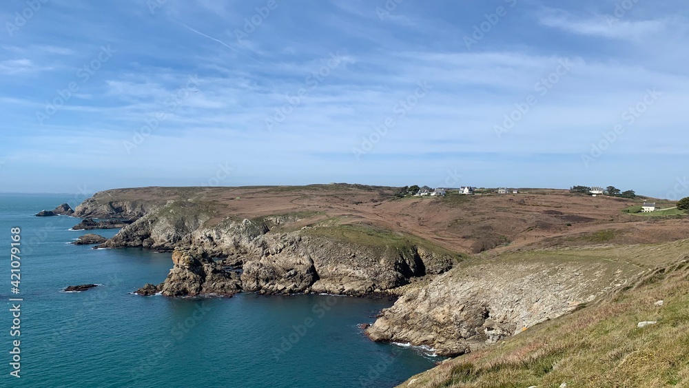 Fototapeta premium view of the coast of the atlantic ocean