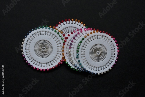 colored pin