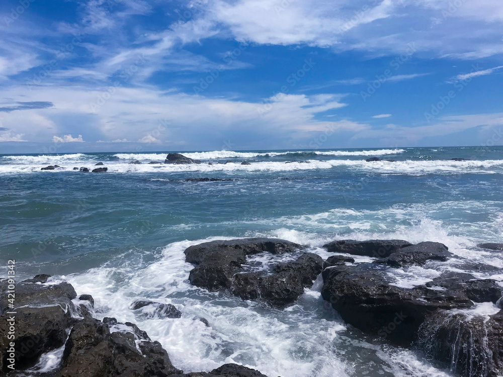 Costa Rica |  Rocks and Sea 2