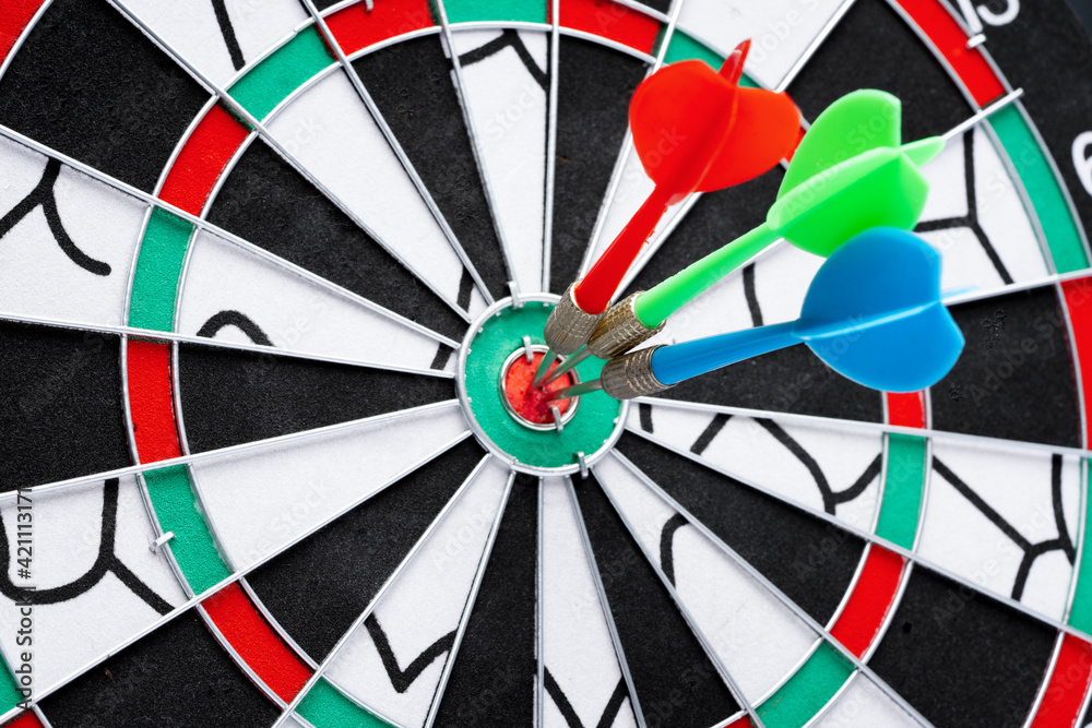dart on target
