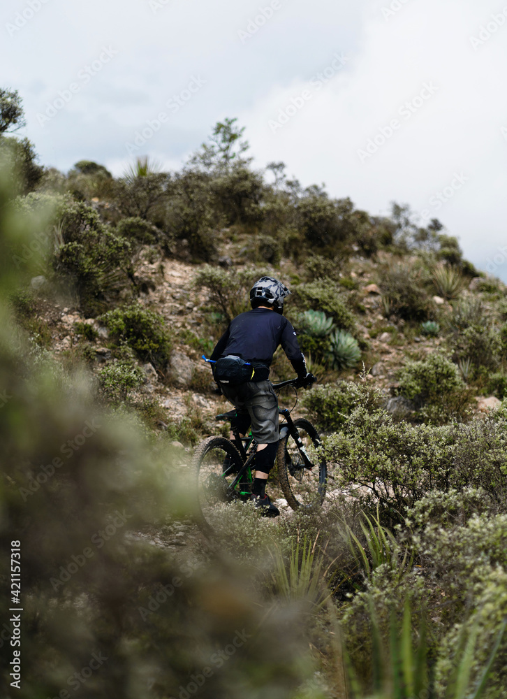 Naklejka premium mexican mountain biker