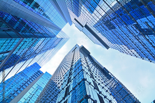 대도시의 대기업, 은행 ,증권,글로벌회사의 빌딩가 photo